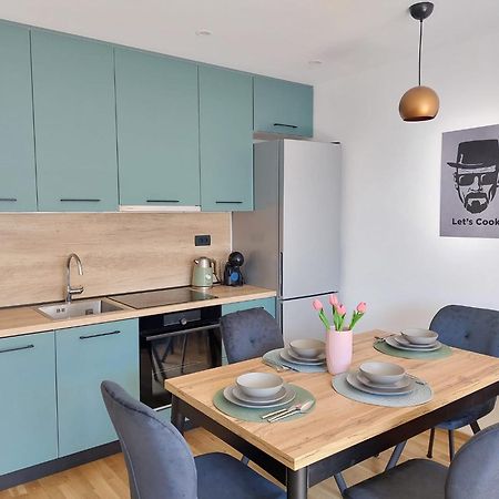 Comfort 2 Bedroom Apartment 10Min Walk From Center And Beach Split Exterior foto